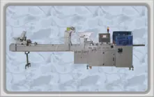 Krom Beş Servolu Motion Kontrollü Karton Kesmeli Baton Kek Paketleme Makinesi