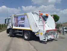 caminhão de lixo hidráulico
