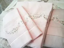 Bedspread and Linen Set