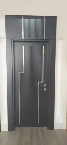Porta moldada cnc pintada BayDoor