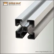 Perfil de aluminio industrial 45x45 luz