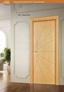 الأبواب الخشبية