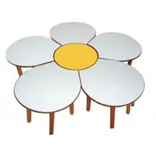 Daisy Table