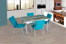 Conjunto de mesa e cadeira