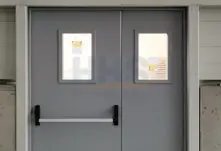 Противопожарная дверь и дверь аварийного выхода