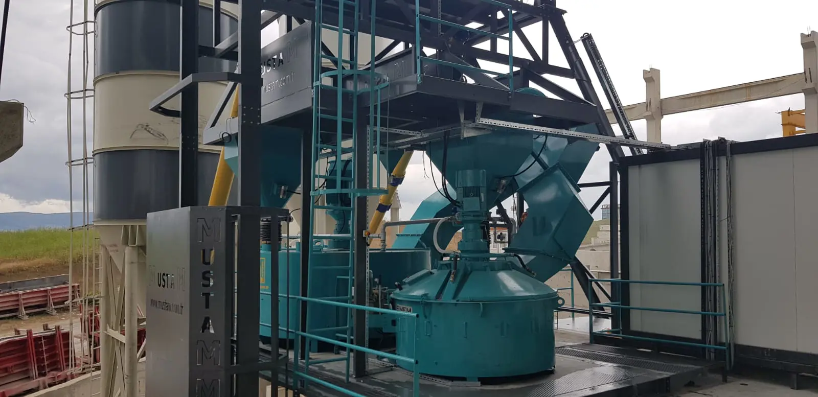 compact concrete batching plant