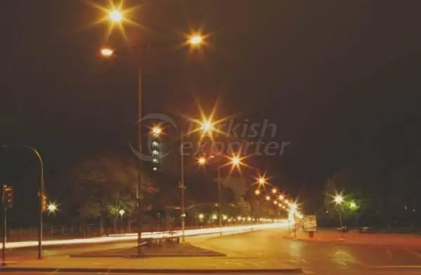 Postes de iluminación y mástiles Hish