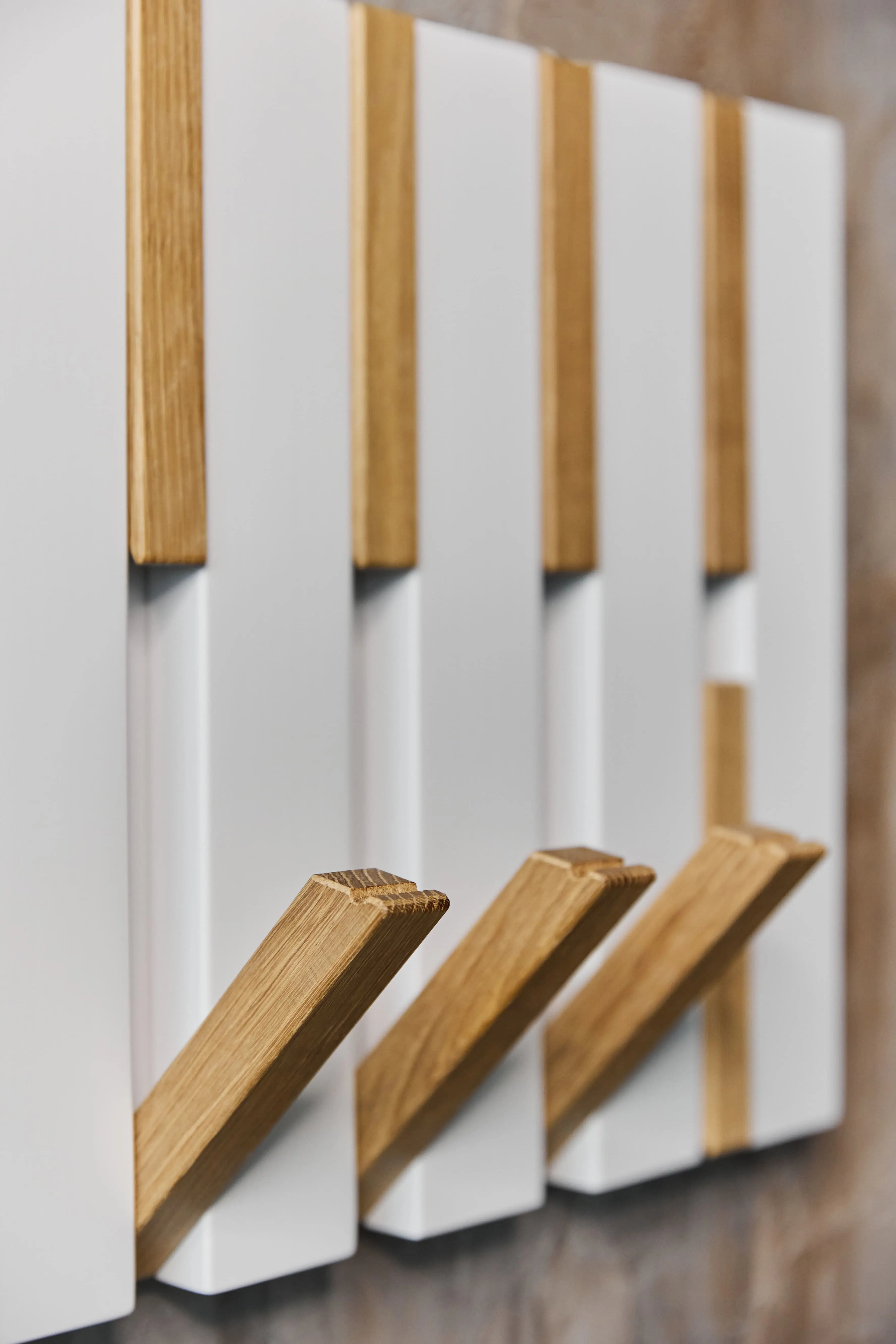 Wall rack