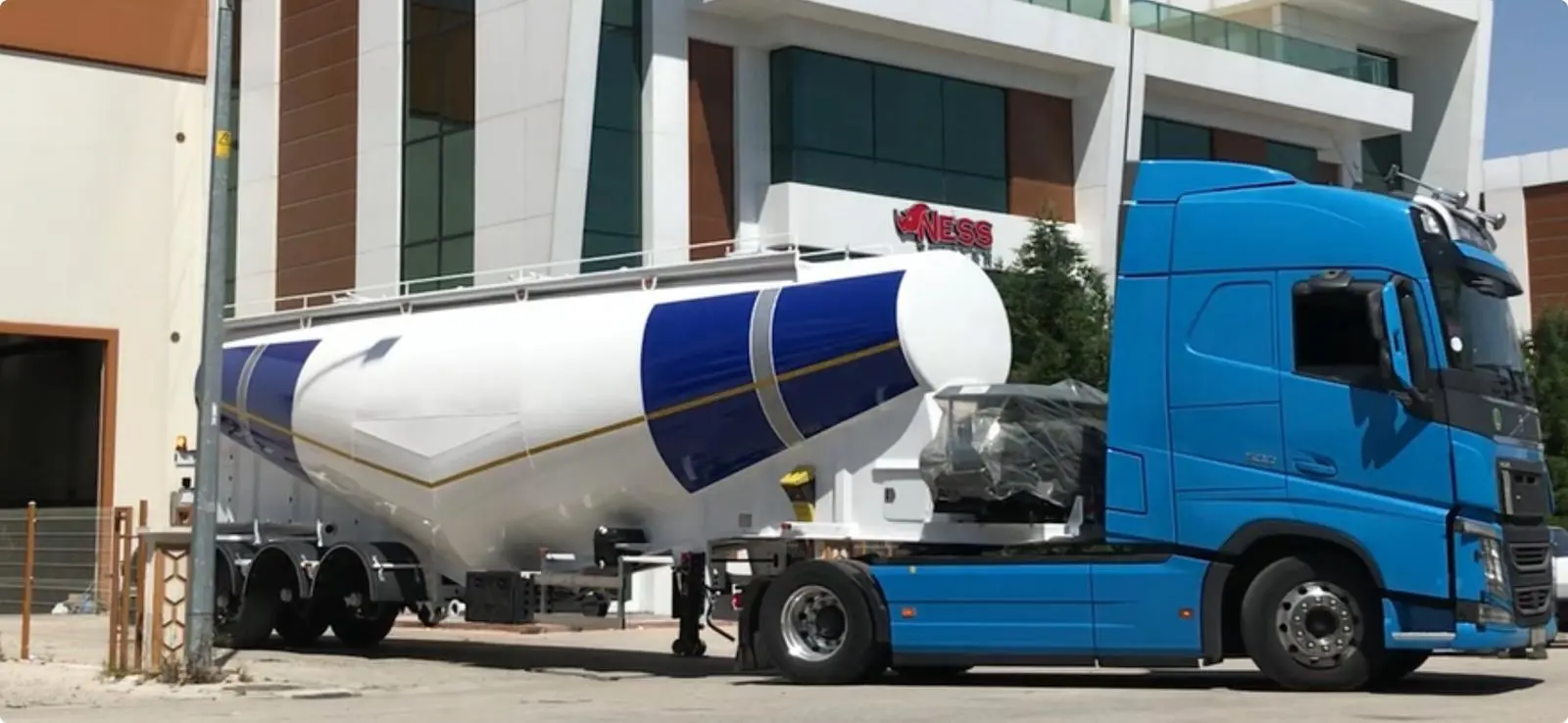 Bulk Cement Trailer-Ness Maki̇ne Mühendi̇sli̇k Ltd. ŞTi̇.