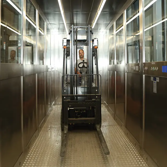 Elevator