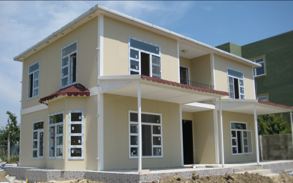 PREFABRICATED STRUCTURE