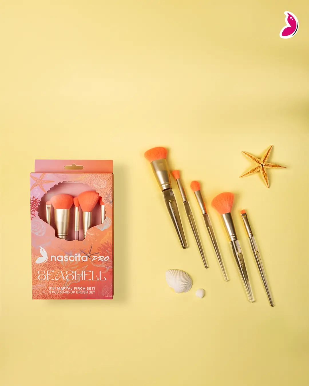 Makeup brushes