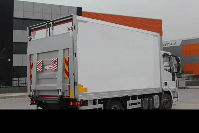 IVECO 100 E 18 _3350_