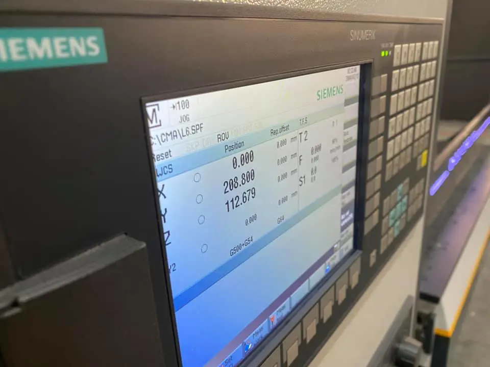 CNC 2142 PROLINE SIEMENS CABINET EDITION 2100x4200 8 Area inetlli vacuum Cnc woodworking machine 