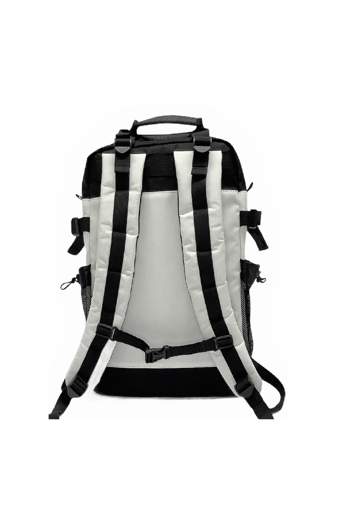 Mochila preta e branca