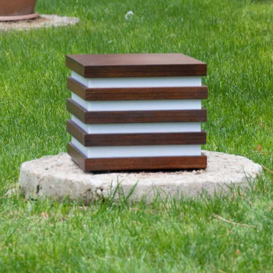 Outdoor Lighting Fixture
